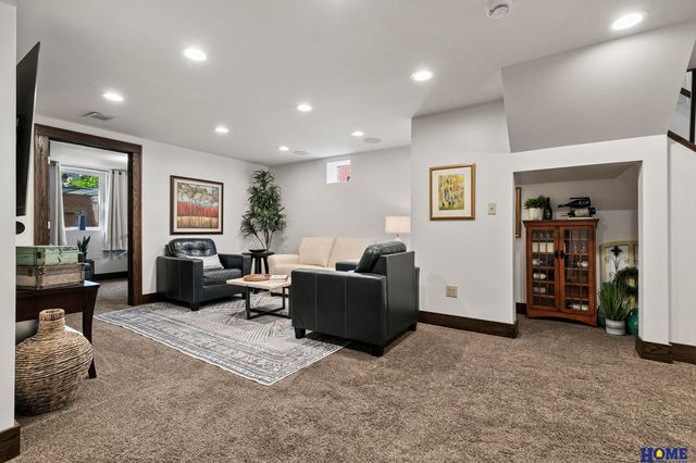 1922 High Street, Lincoln, NE 68502