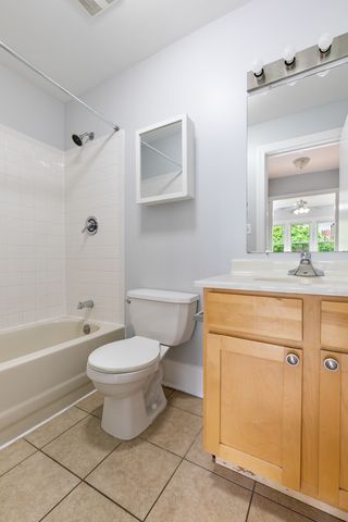 7742 N Ashland Avenue 2A, Chicago, IL 60626