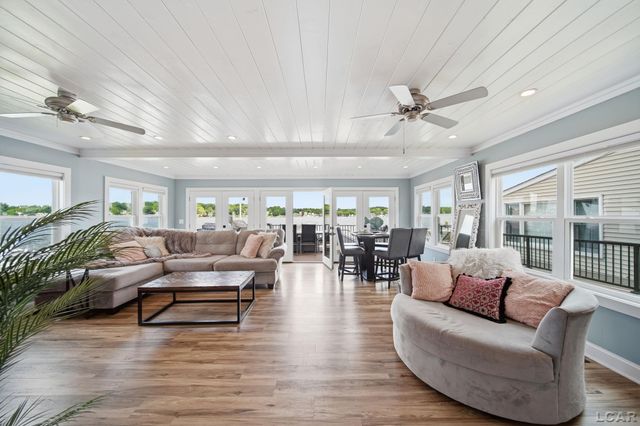 7296 Walnut Hill Road, Manitou Beach, MI 49253