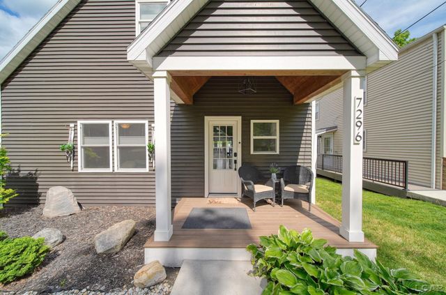 7296 Walnut Hill Road, Manitou Beach, MI 49253