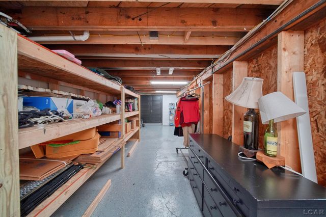 7296 Walnut Hill Road, Manitou Beach, MI 49253