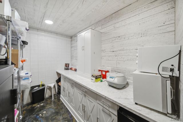 7296 Walnut Hill Road, Manitou Beach, MI 49253