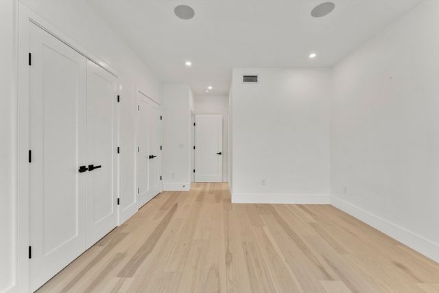 327 Alewife Brook Pkwy B, Somerville, MA 02144