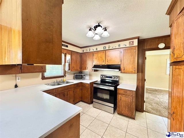 2303 McCown Dr, Florence, SC 29501