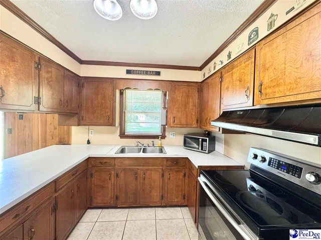 2303 McCown Dr, Florence, SC 29501