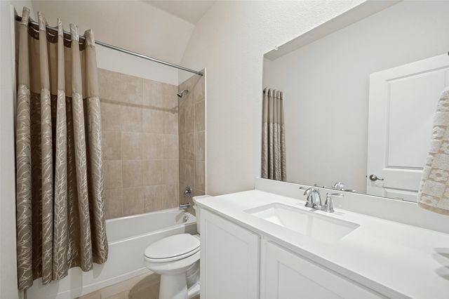 10516 Fountain Gate Street, Aubrey, TX 76227