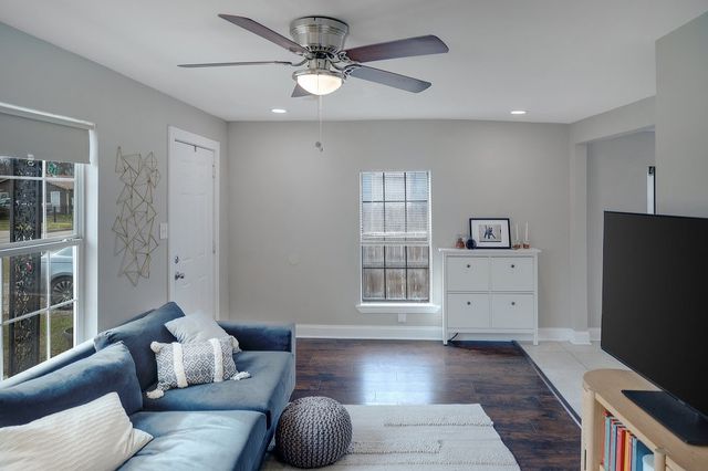 4029 Knox Street, Fort Worth, TX 76119