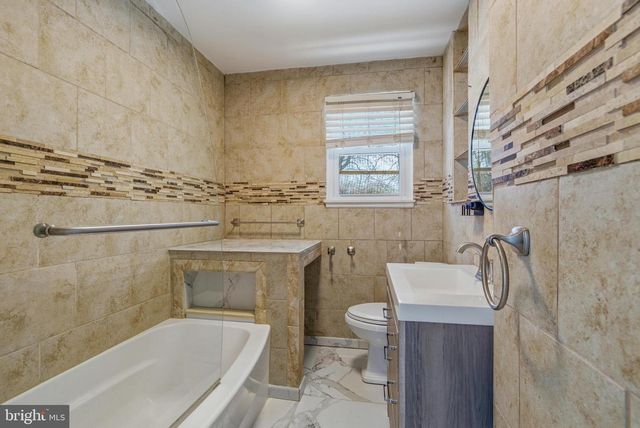 2238 BLUEBALL AVE, Upper Chichester, PA 19061