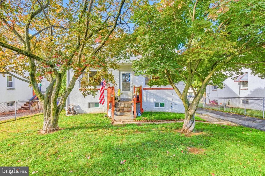 2238 BLUEBALL AVE, Upper Chichester, PA 19061