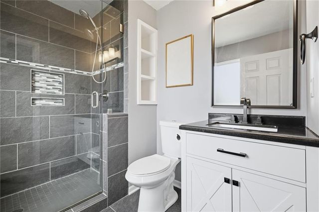 834 N JUNIPER Court, Gardner, KS 66030