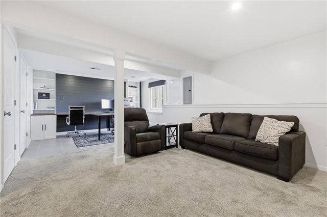 834 N JUNIPER Court, Gardner, KS 66030