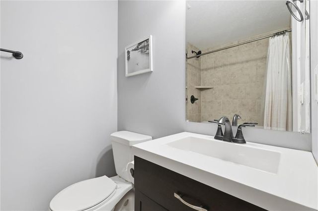 834 N JUNIPER Court, Gardner, KS 66030