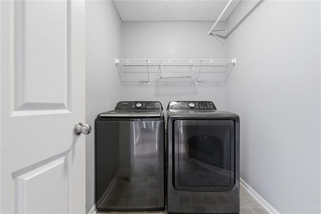 834 N JUNIPER Court, Gardner, KS 66030