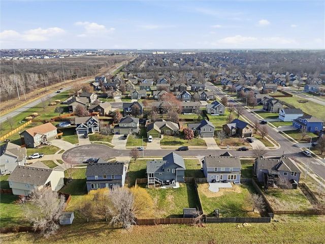 834 N JUNIPER Court, Gardner, KS 66030