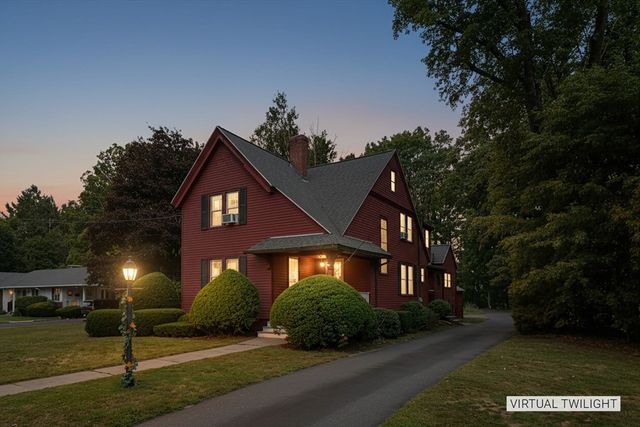 11 Glendale St, Easthampton, MA 01027