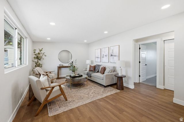 1448 N REID DR, Layton, UT 84041