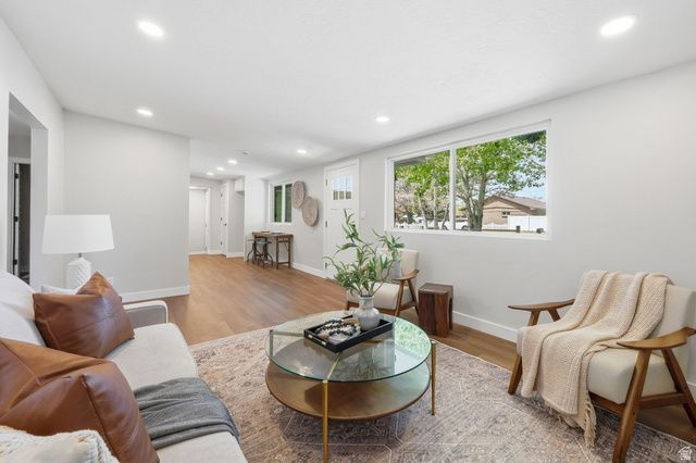 1448 N REID DR, Layton, UT 84041