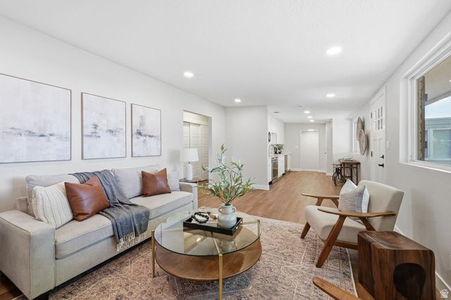 1448 N REID DR, Layton, UT 84041