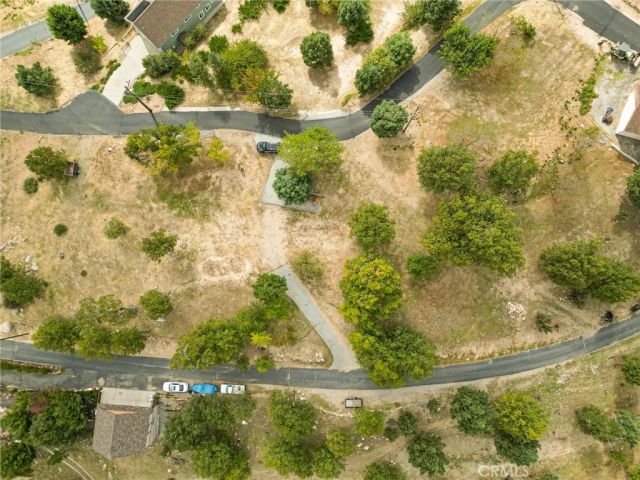 25 Pine Cone, Running Springs, CA 92382