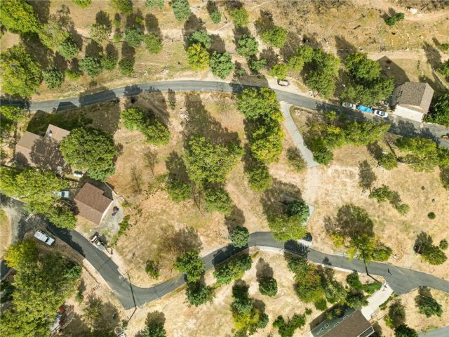 25 Pine Cone, Running Springs, CA 92382