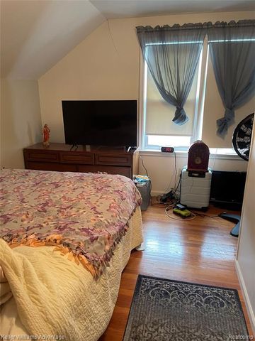 10061 Colwell Avenue, Allen Park, MI 48101