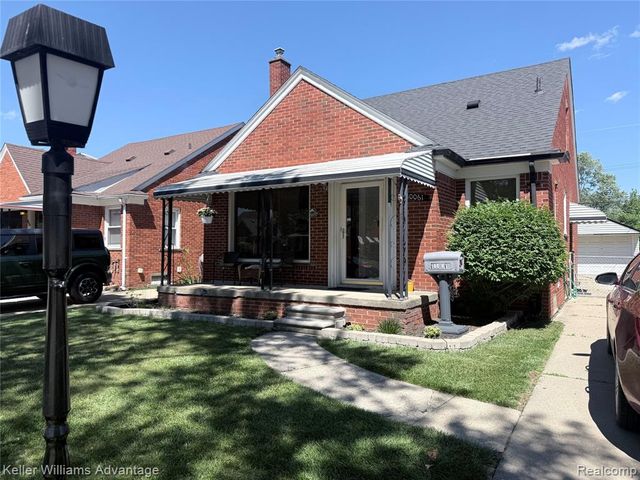 10061 Colwell Avenue, Allen Park, MI 48101