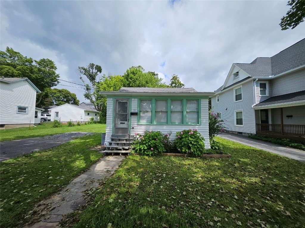 30 Paul Street, Auburn, NY 13021