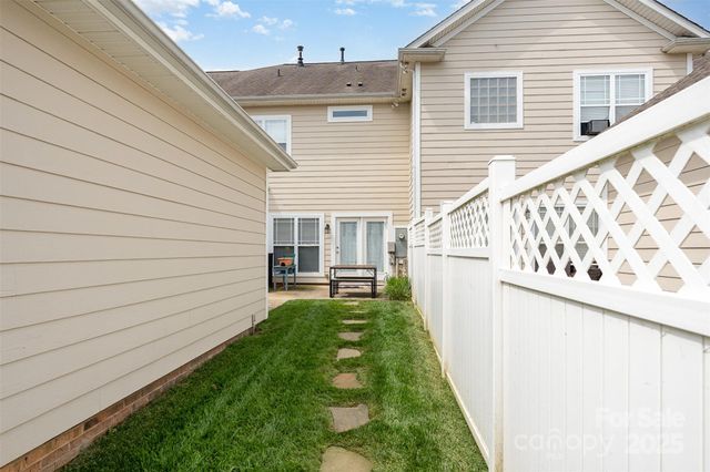 2324 Bonterra Boulevard, Indian Trail, NC 28079