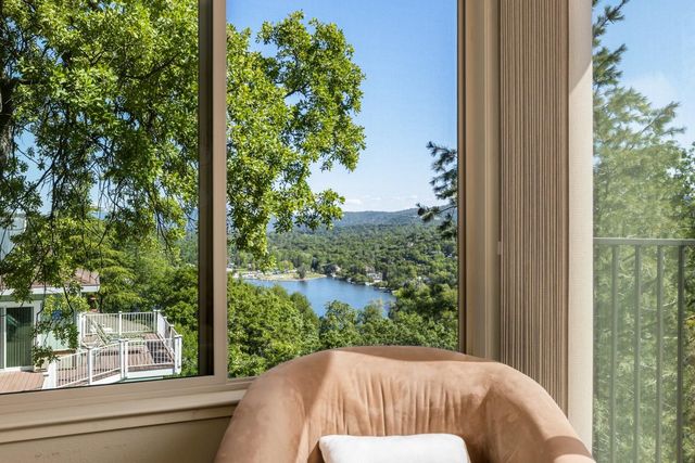 11877 Kingbird Ct, Penn Valley, CA 95946