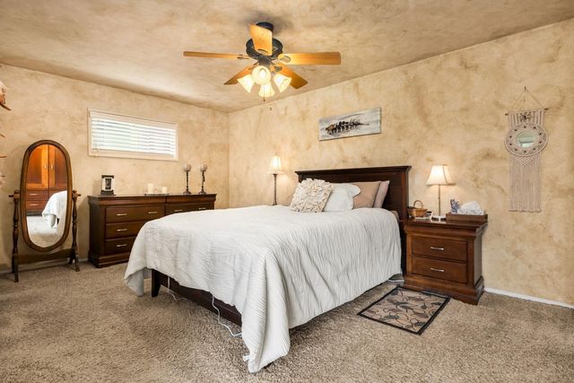 11877 Kingbird Ct, Penn Valley, CA 95946