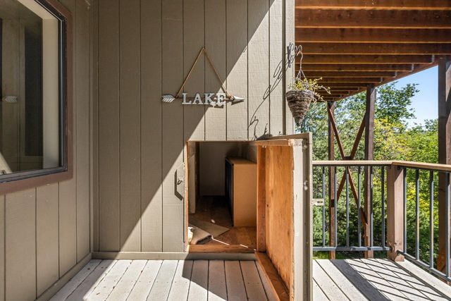 11877 Kingbird Ct, Penn Valley, CA 95946