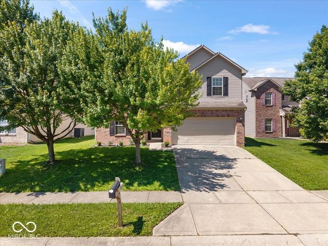 5136 Gray Wood Court, Indianapolis, IN 46235