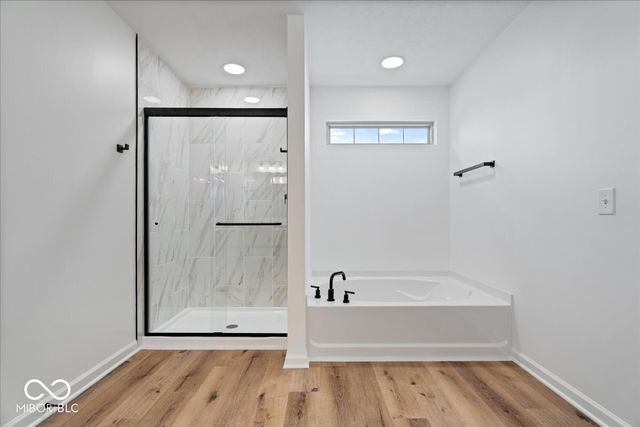 5136 Gray Wood Court, Indianapolis, IN 46235