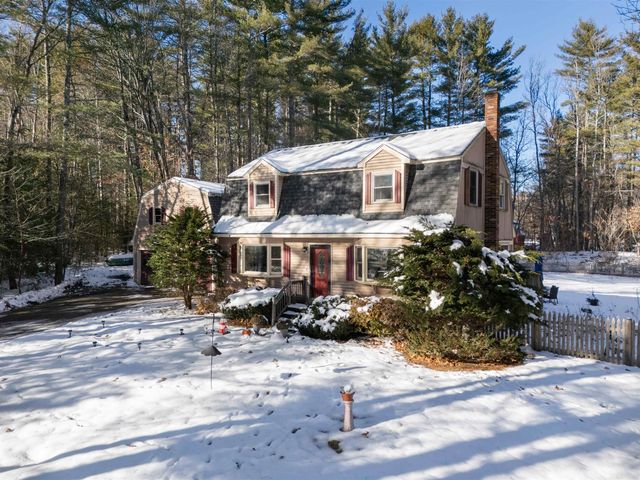26 Barrell Run Road, Fremont, NH 03044