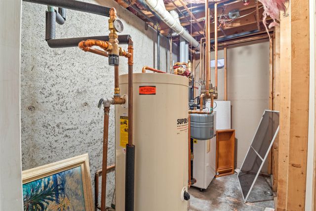 26 Barrell Run Road, Fremont, NH 03044