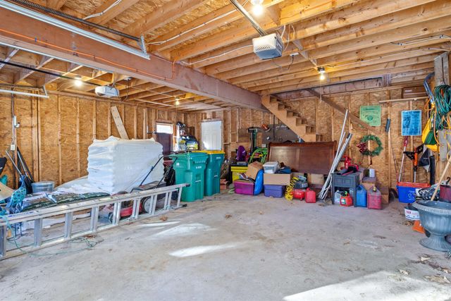 26 Barrell Run Road, Fremont, NH 03044