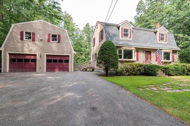 26 Barrell Run Road, Fremont, NH 03044