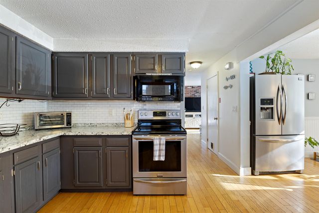 26 Barrell Run Road, Fremont, NH 03044