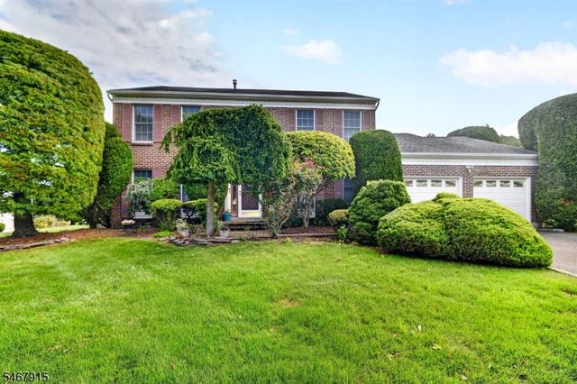 13 Drexel Hill Dr, South Brunswick Twp., NJ 08824