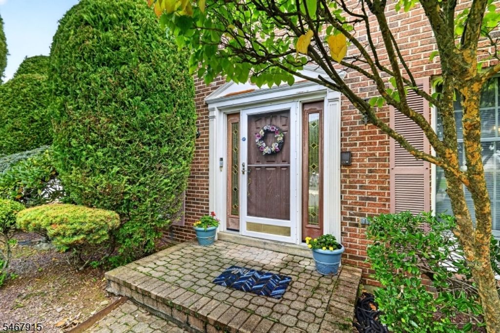 13 Drexel Hill Dr, South Brunswick Twp., NJ 08824 — exterior