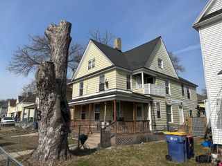 23 Burton Street Sw, City Of Grand Rapids, MI 49507