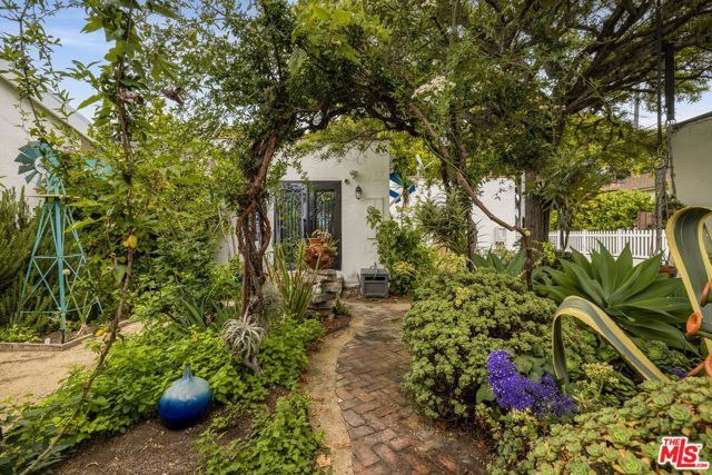 2524 22nd Street, Santa Monica, CA 90405