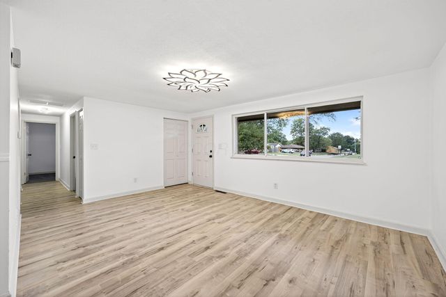 5660 Buenos Aires Boulevard, Westerville, OH 43081