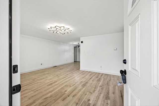 5660 Buenos Aires Boulevard, Westerville, OH 43081