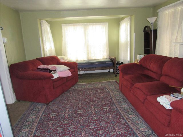 151 Main Street, Chester, NY 10918