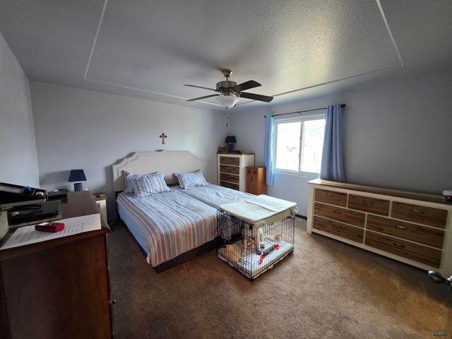 7983 STEAMBOAT RD, Summerset, SD 57769