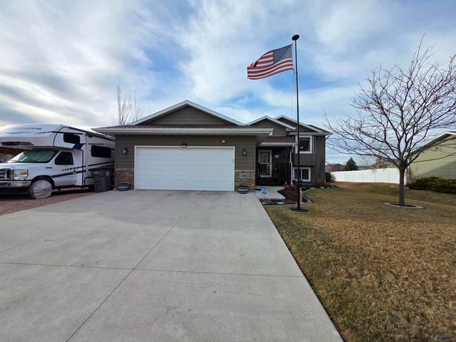 7983 STEAMBOAT RD, Summerset, SD 57769