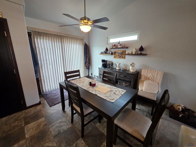 7983 STEAMBOAT RD, Summerset, SD 57769