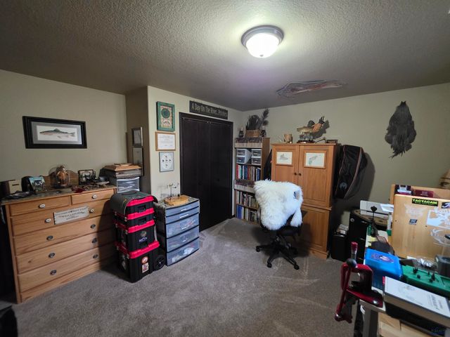 7983 STEAMBOAT RD, Summerset, SD 57769