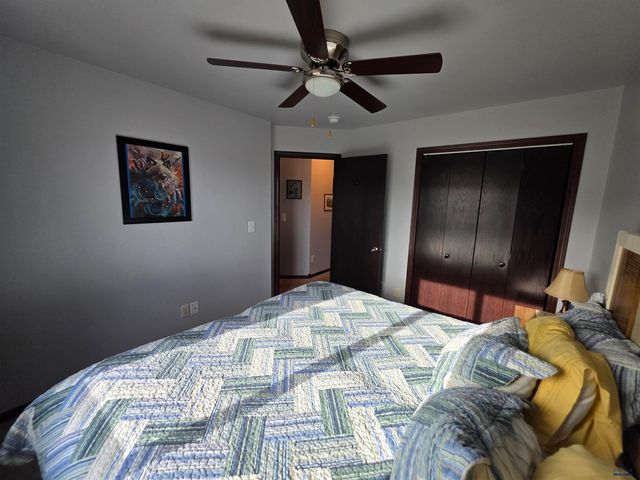 7983 STEAMBOAT RD, Summerset, SD 57769